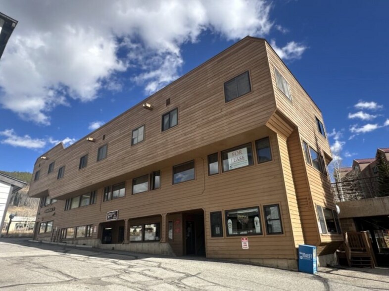 More Photos Of 23024 US Highway 6, Keystone Office For Sale