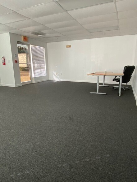 More Photos Of 11379-11399 NW 122nd St, Medley Warehouse For Sale