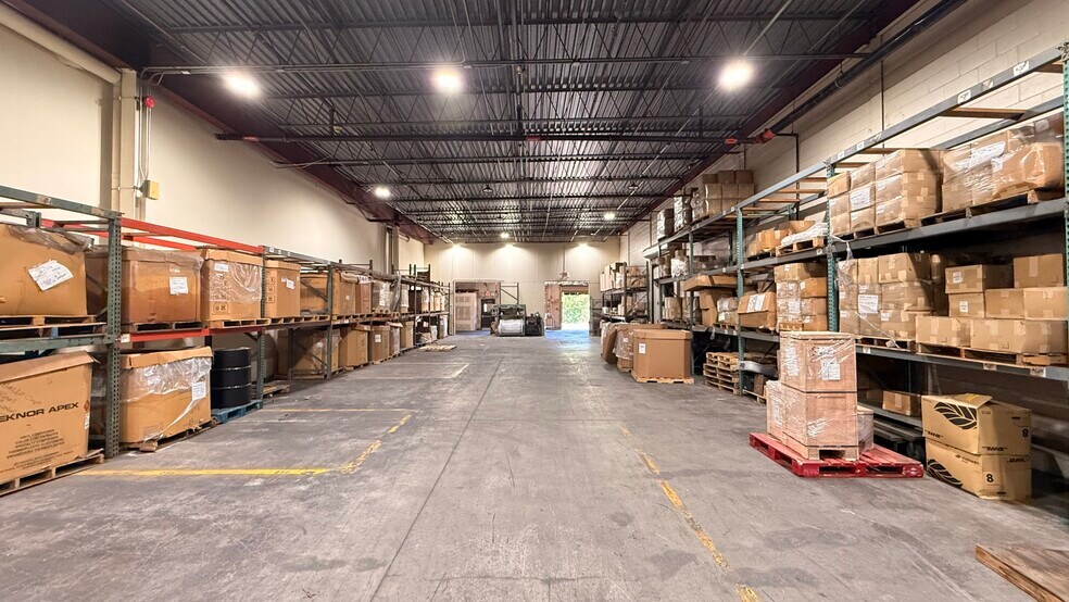 More Photos Of 240 Circle Dr N, Piscataway Manufacturing For Sale