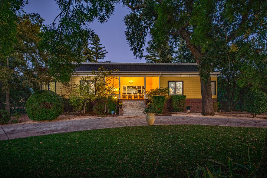 More Photos Of , Fairfield Unknown For Sale