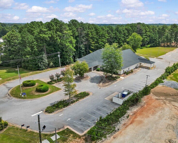 Primary Photo Of 9249 Highway 29 S, Athens Medical For Sale