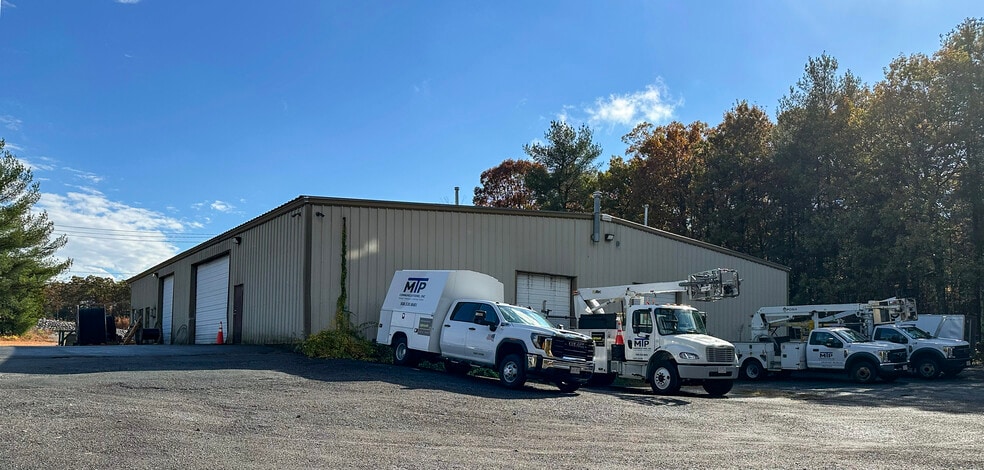 More Photos Of 23 William Way, Bellingham Warehouse For Lease