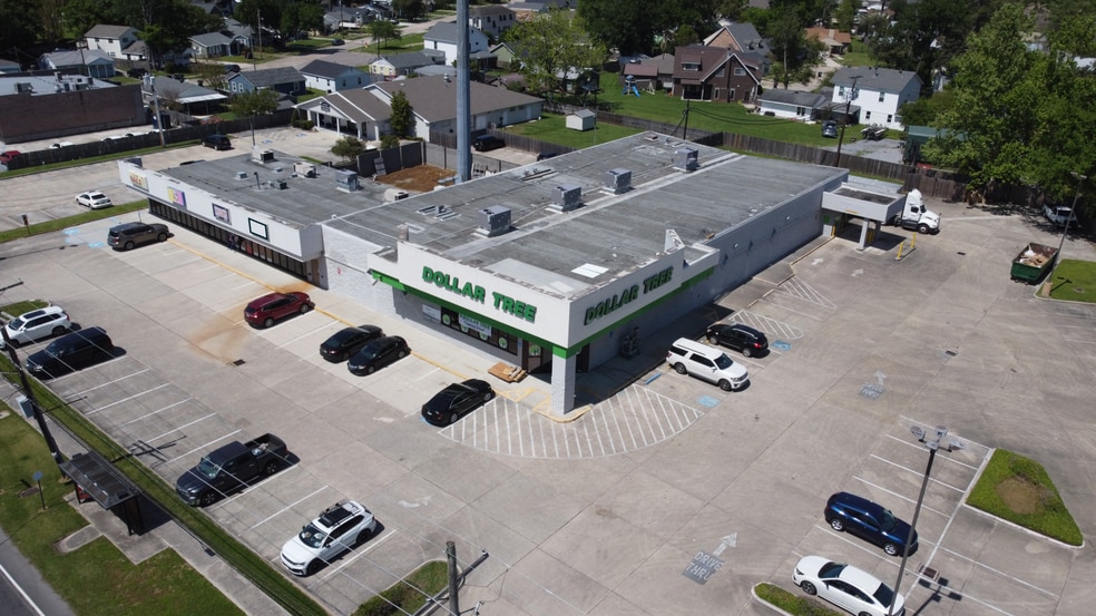 Primary Photo Of 8225-8233 Jefferson Hwy, New Orleans Storefront Retail Office For Lease