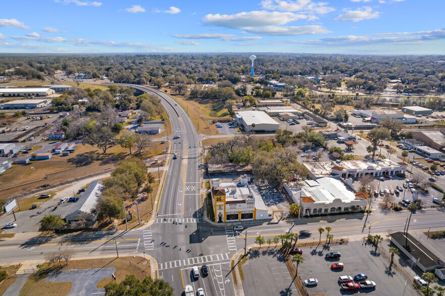 More Photos Of 939 N Magnolia Ave, Ocala Freestanding For Sale