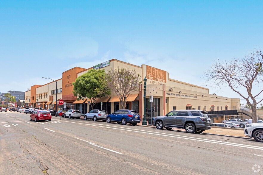 More Photos Of 2400 Kettner Blvd, San Diego Light Distribution For Lease