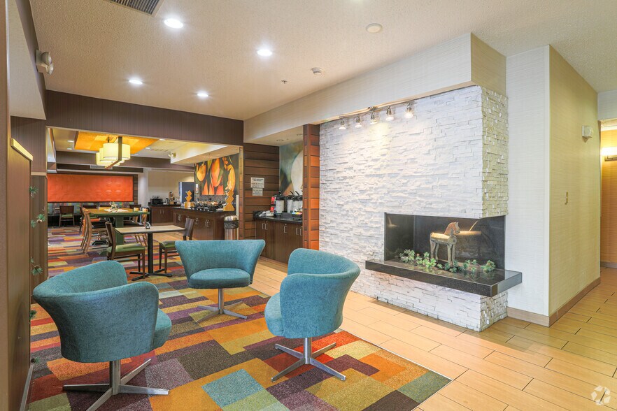 More Photos Of 3930 Stahl Dr SE, Grand Rapids Hotel For Sale