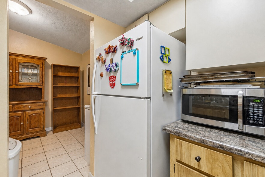 More Photos Of 3132 Bloomingdale Villas Ct, Brandon Apartments For Sale