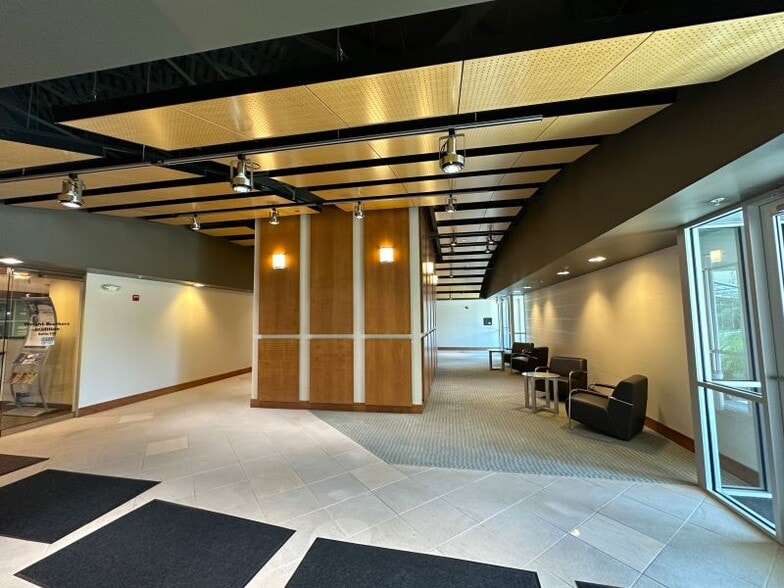 More Photos Of 5000 Springfield St, Dayton Loft Creative Space For Sale