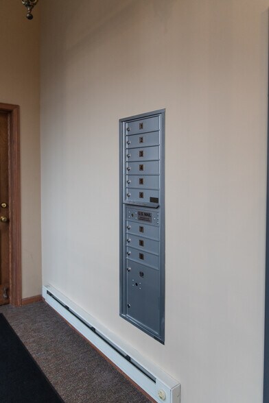 More Photos Of 45 N Chillicothe Rd, Aurora Office For Lease