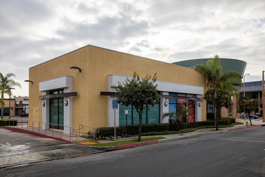 More Photos Of 18120-18182 Pioneer Blvd, Artesia Unknown For Lease