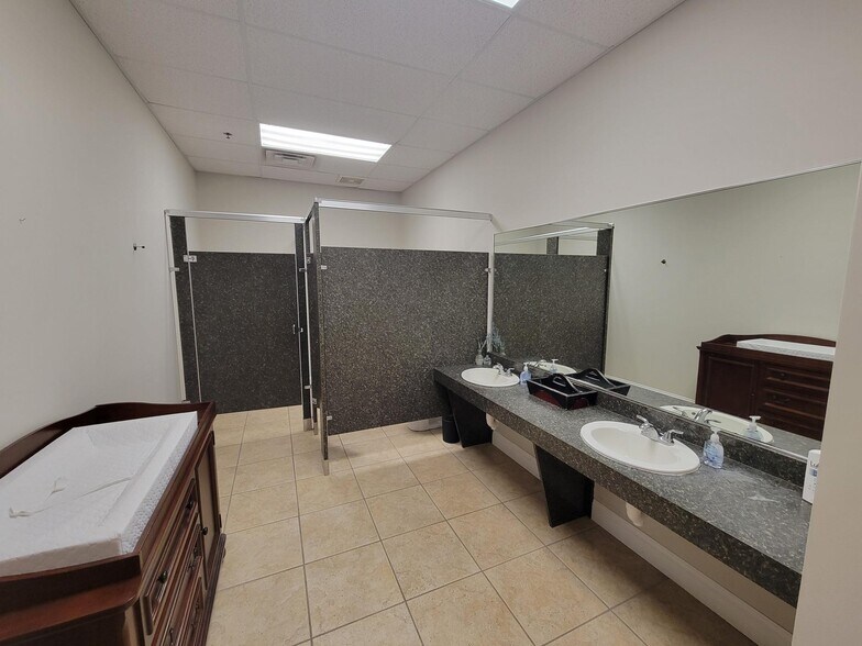 More Photos Of 8365 Wicker Ave, Saint John Department Store For Sale