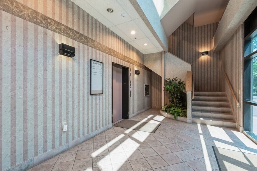 More Photos Of 3121 US Highway 22, Branchburg Coworking Space