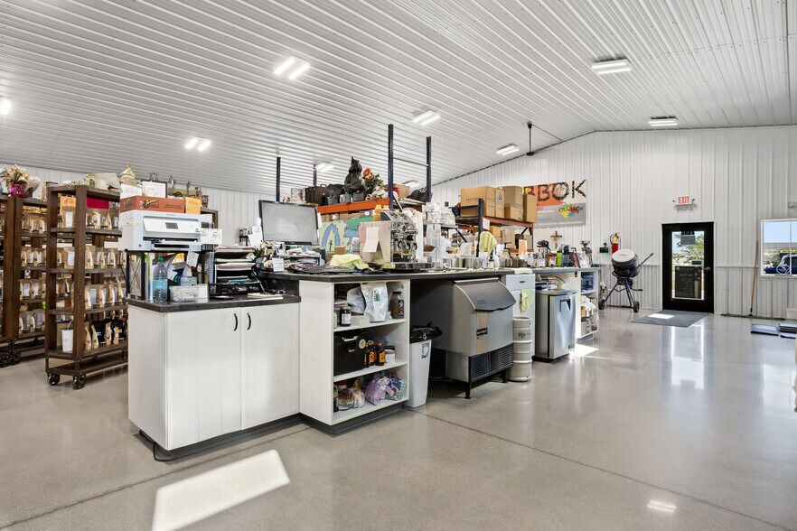 More Photos Of 5498 51st Ave S, Fargo General Retail For Sale
