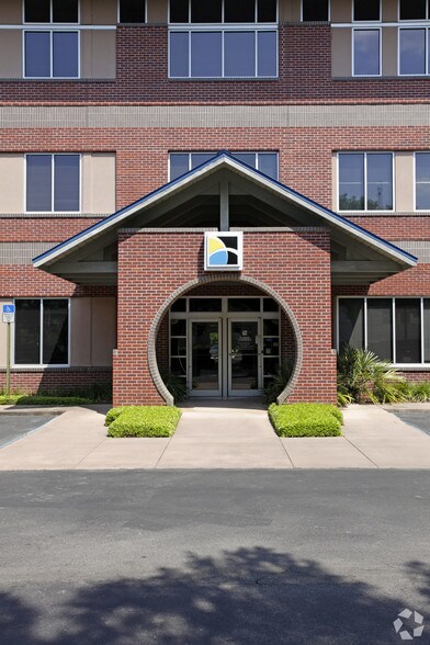 More Photos Of 2330 Mahan Dr, Tallahassee Office For Lease