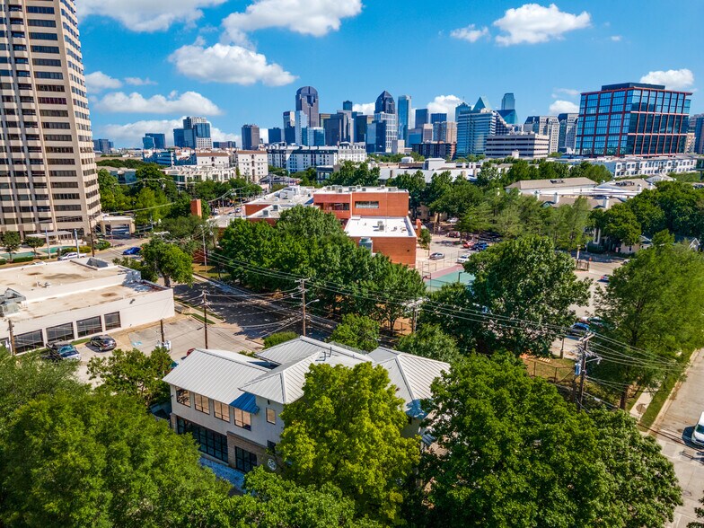 More Photos Of 3006 Cole Ave, Dallas Office For Sale