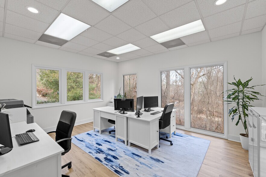 More Photos Of 3950 Blue Ridge Rd, Raleigh Medical For Sale