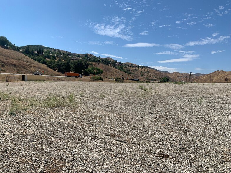 More Photos Of 32300 Castaic Rd, Castaic Land For Sale