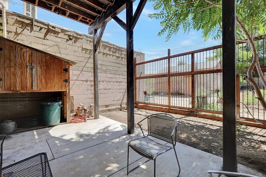 More Photos Of 228 1st St, Marysville Storefront Retail Residential For Sale