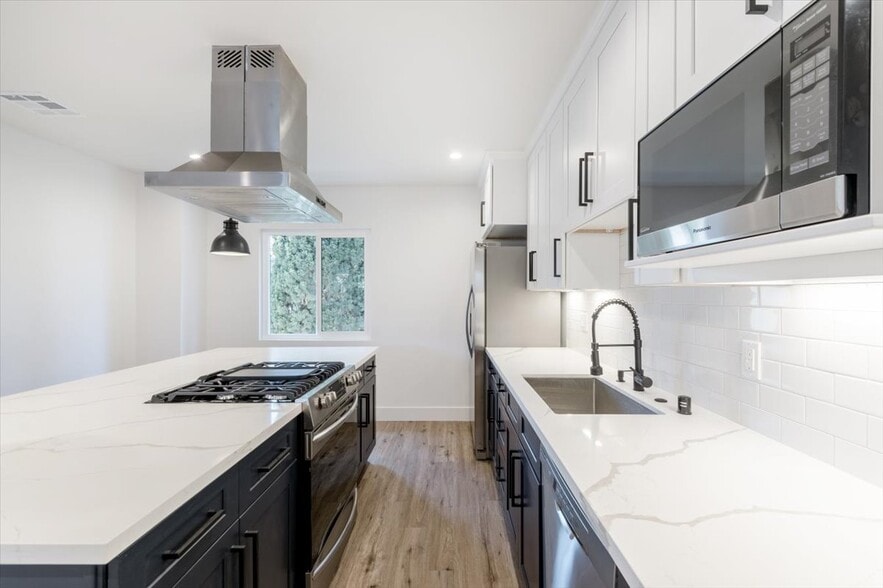 More Photos Of 2420 Grant Ave, Redondo Beach Apartments For Sale