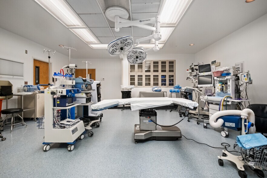 More Photos Of 5897 County Road 107, Proctorville Healthcare For Sale