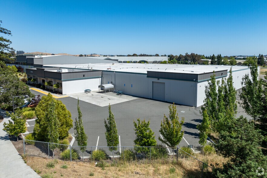 More Photos Of 3200 Lakeville Hwy, Petaluma Manufacturing For Lease