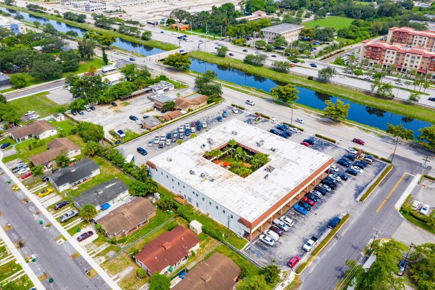 More Photos Of 6191 Orange Dr, Davie Loft Creative Space For Sale