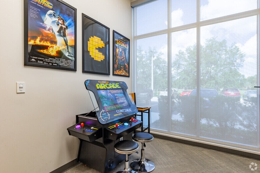 More Photos Of 4715 Data Ct, Orlando Office For Sale