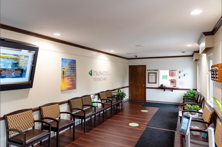 More Photos Of 5800 C Monroe St, Sylvania Medical For Sale