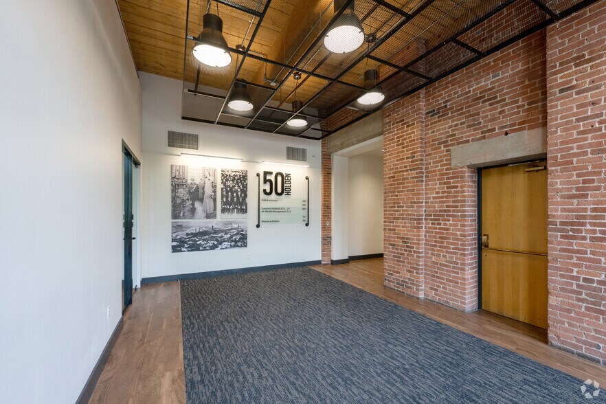 More Photos Of 235 Promenade St, Providence Unknown For Lease