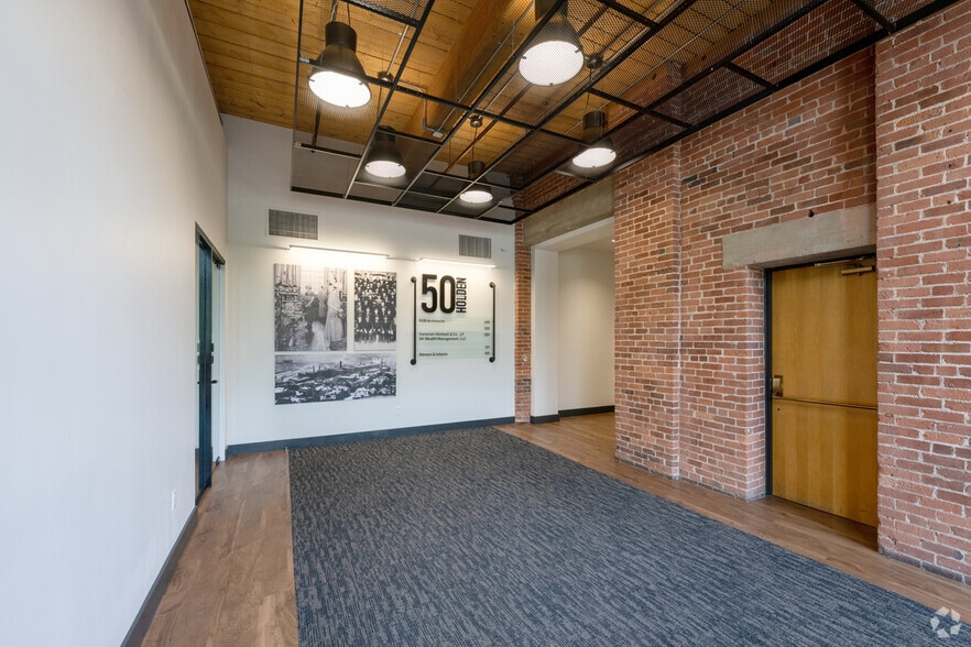 More Photos Of 235 Promenade St, Providence Unknown For Lease