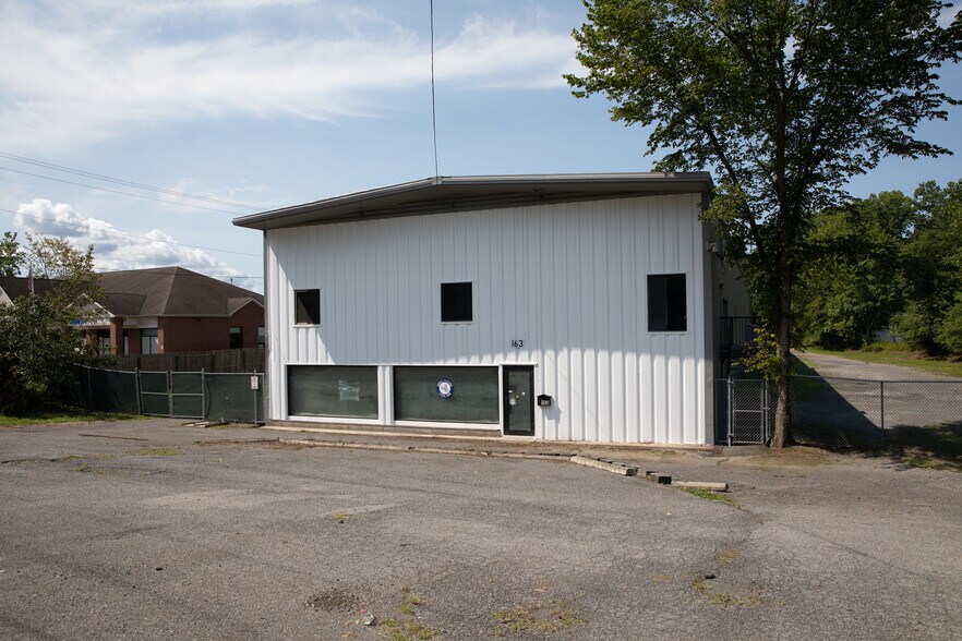 More Photos Of 161 Temple Hill Rd, New Windsor Manufacturing For Lease