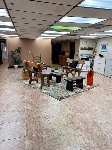More Photos Of 500 W Orange Blossom Trl, Apopka Manufacturing For Sale