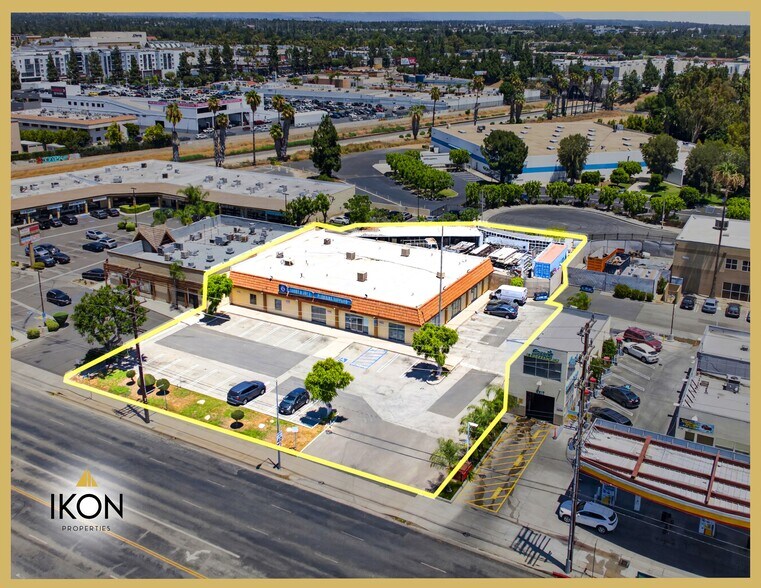 Primary Photo Of 8916 Corbin Ave, Northridge Freestanding For Lease