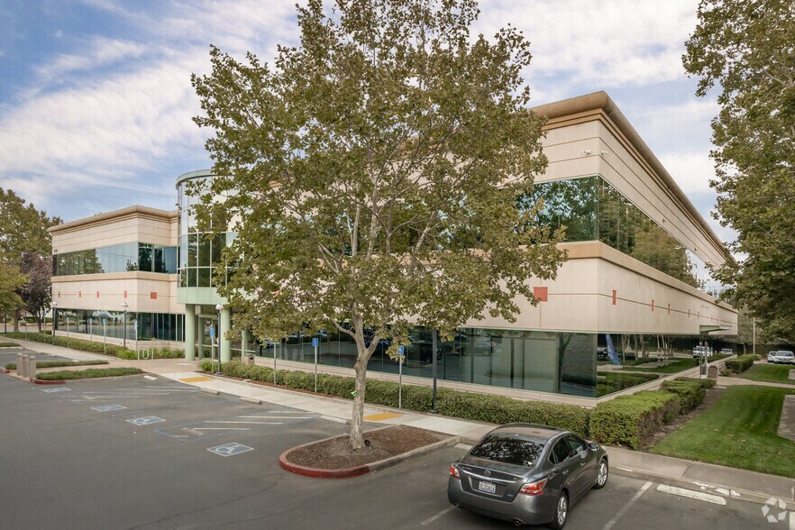 More Photos Of 2101 Stone Blvd, West Sacramento Medical For Lease