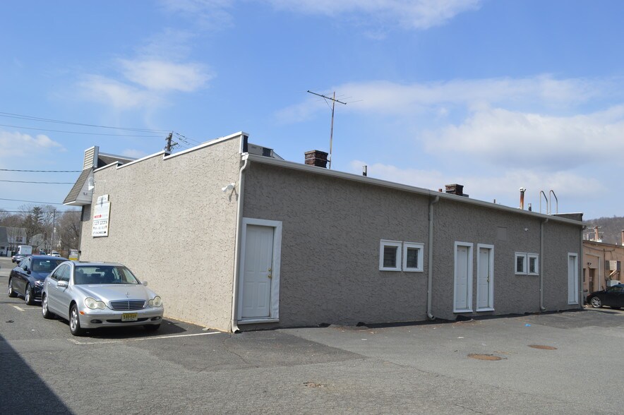 More Photos Of 6-14 Elm St, Oakland Storefront Retail Office For Lease
