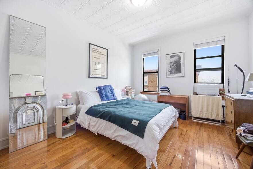 More Photos Of 596 Humboldt St, Brooklyn Multifamily For Sale