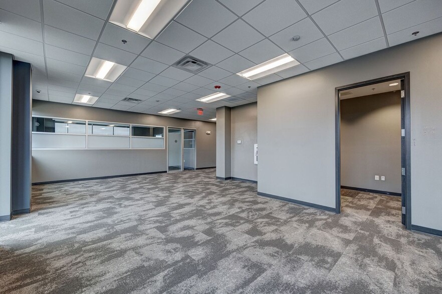 More Photos Of 6740 Rock Spring Rd, Wilmington Office For Lease
