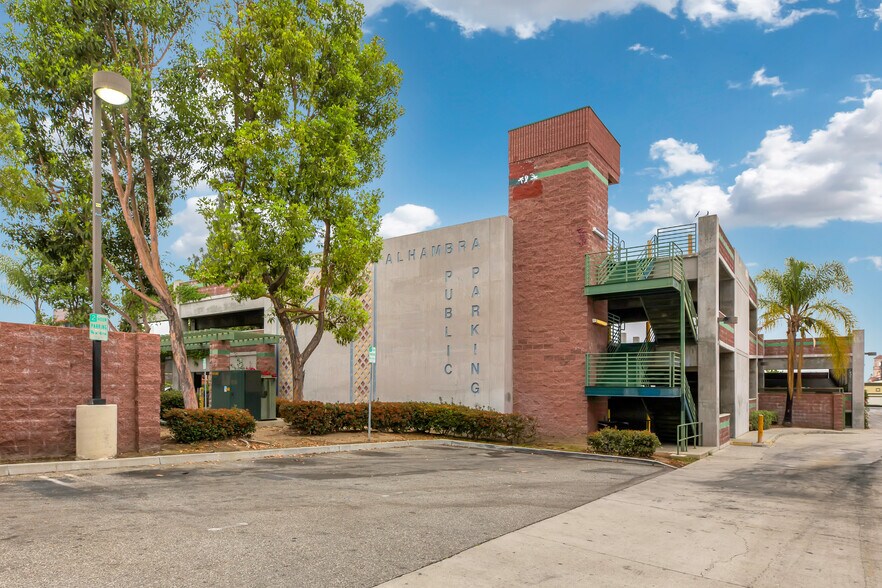 More Photos Of 109-117 E Main St, Alhambra Storefront For Sale