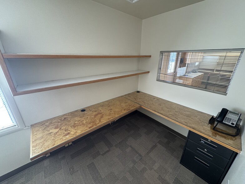 More Photos Of 418 S Maryland Pky, Las Vegas Office For Lease