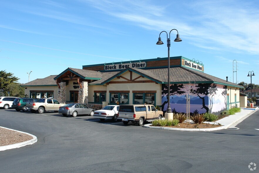 More Photos Of 2440 Fremont St, Monterey Unknown For Lease
