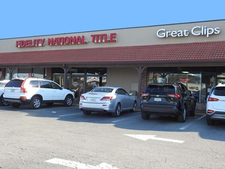 More Photos Of 2790-2936 W Bay Dr, Largo Unknown For Lease