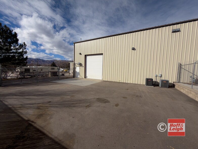 More Photos Of 131-135 Winters Dr, Colorado Springs Distribution For Lease