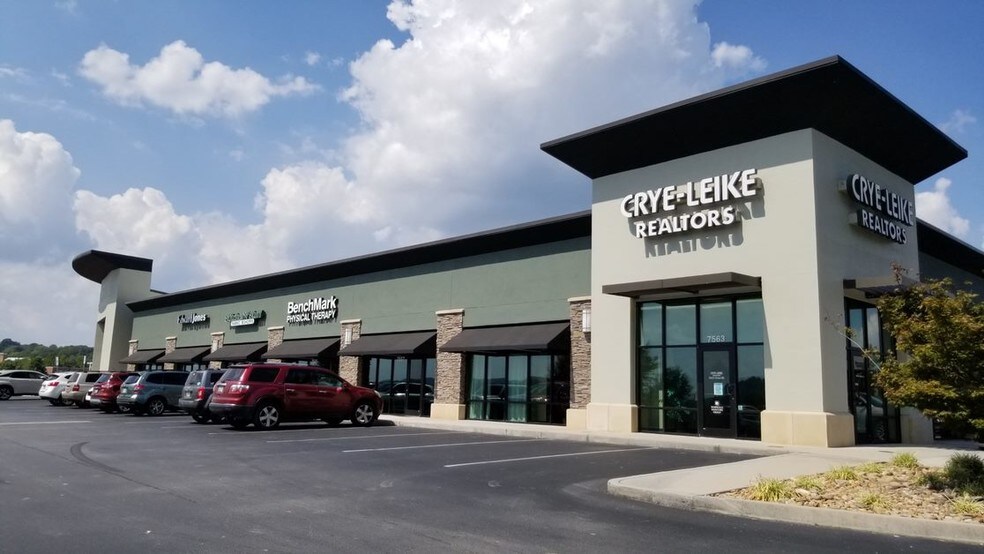 More Photos Of 7531-7569 Barnett Way, Powell General Retail For Lease