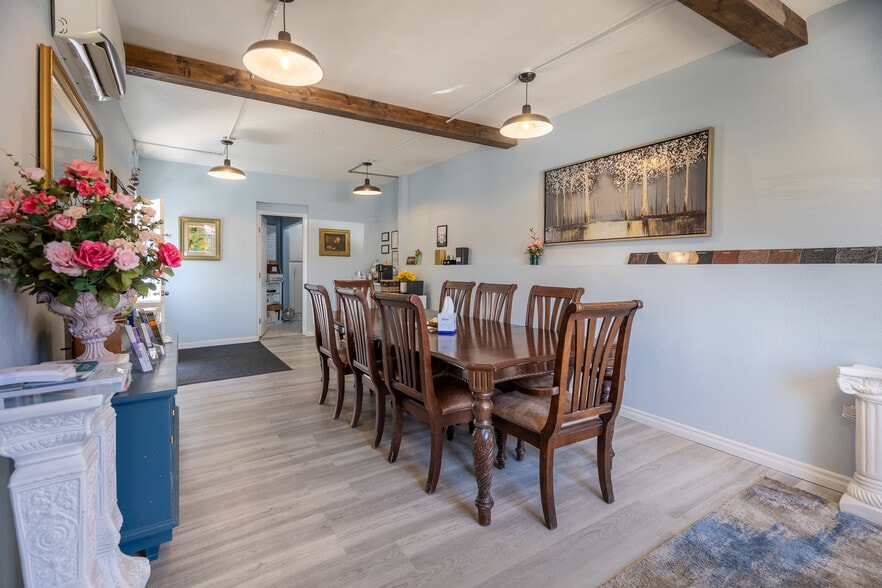 More Photos Of 819-821 Orange St, Redlands General Retail For Sale