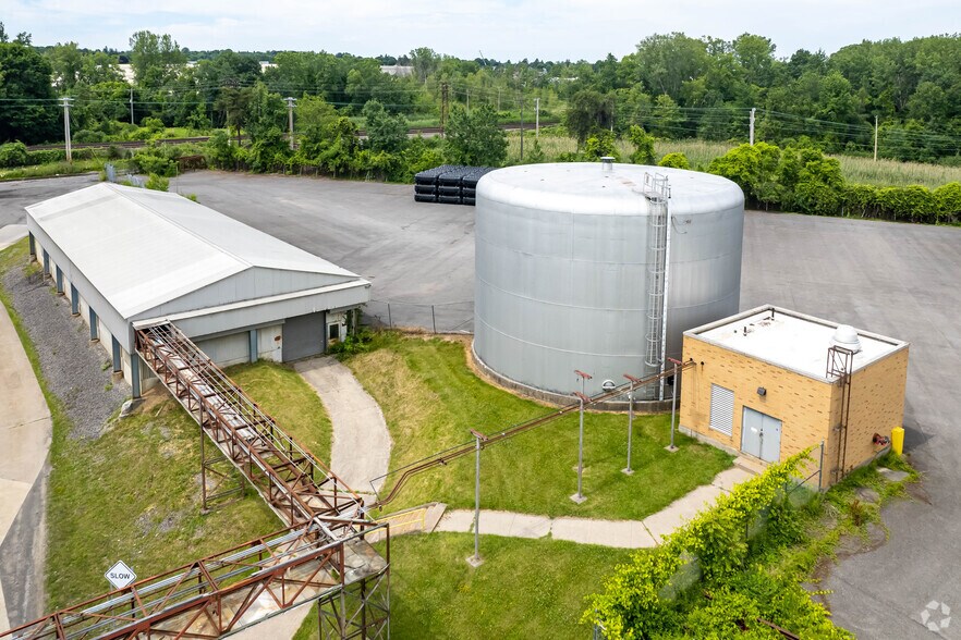 More Photos Of 1 General Motors Dr, Syracuse Manufacturing For Lease