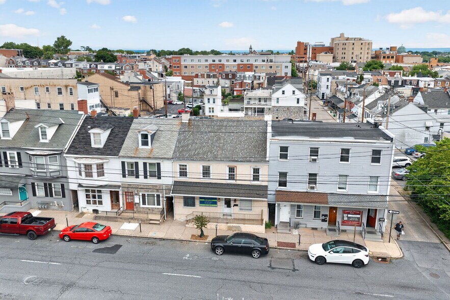More Photos Of 449-451 W Linden St, Allentown Office For Sale