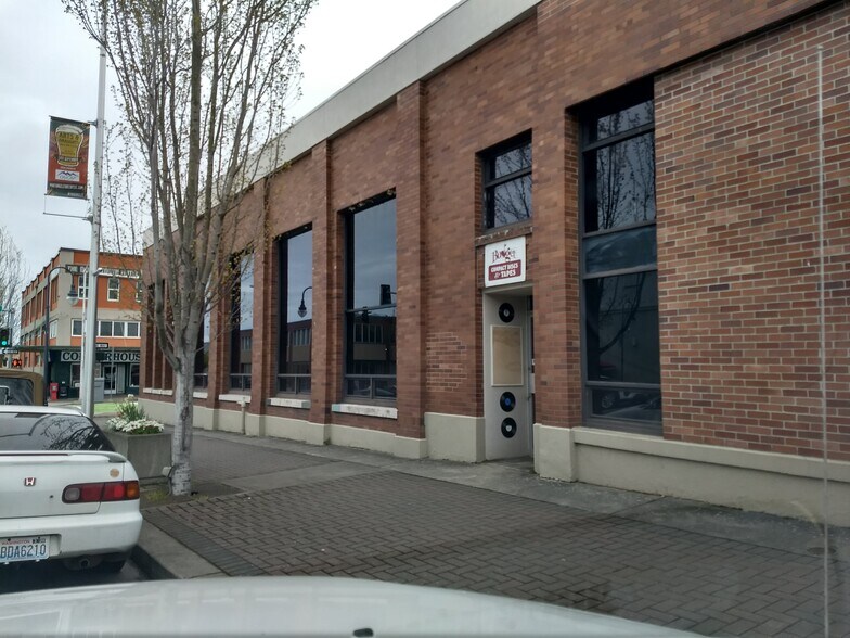 More Photos Of 102 E Front St, Port Angeles Office Residential For Lease