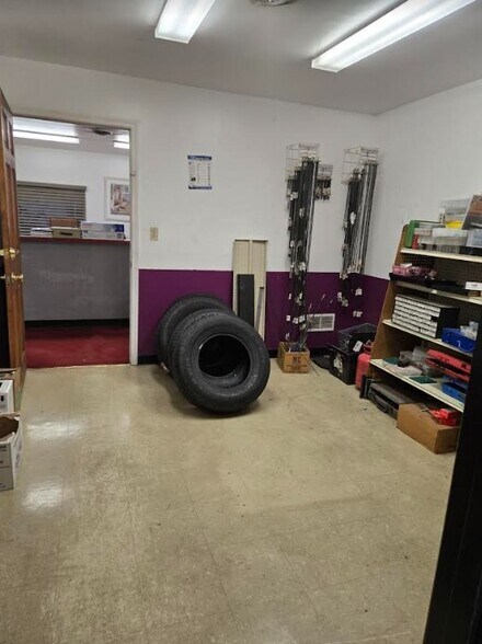 More Photos Of 881 Sandosky Rd, Sykesville Auto Repair For Sale