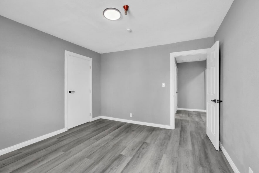 More Photos Of 1006 Lochbrae Rd, Sacramento Assisted Living For Sale