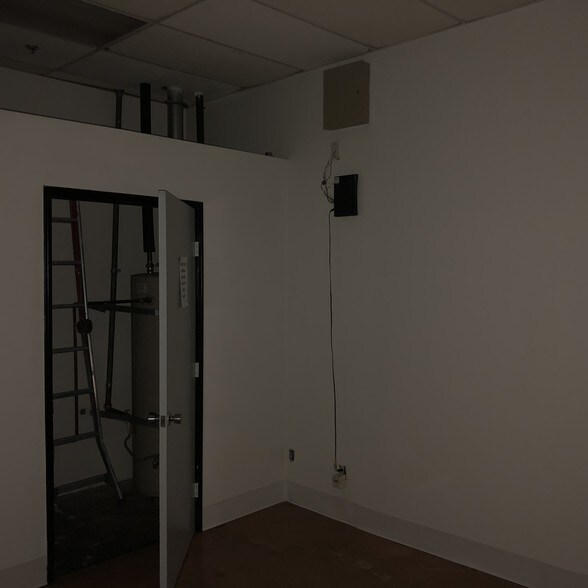 More Photos Of 6902-6998 Federal Blvd, Lemon Grove Restaurant For Lease